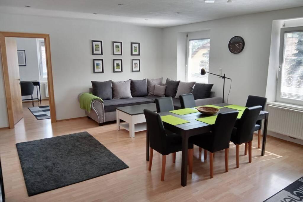 Gemuetliches Apartment In Landeck Exterior photo